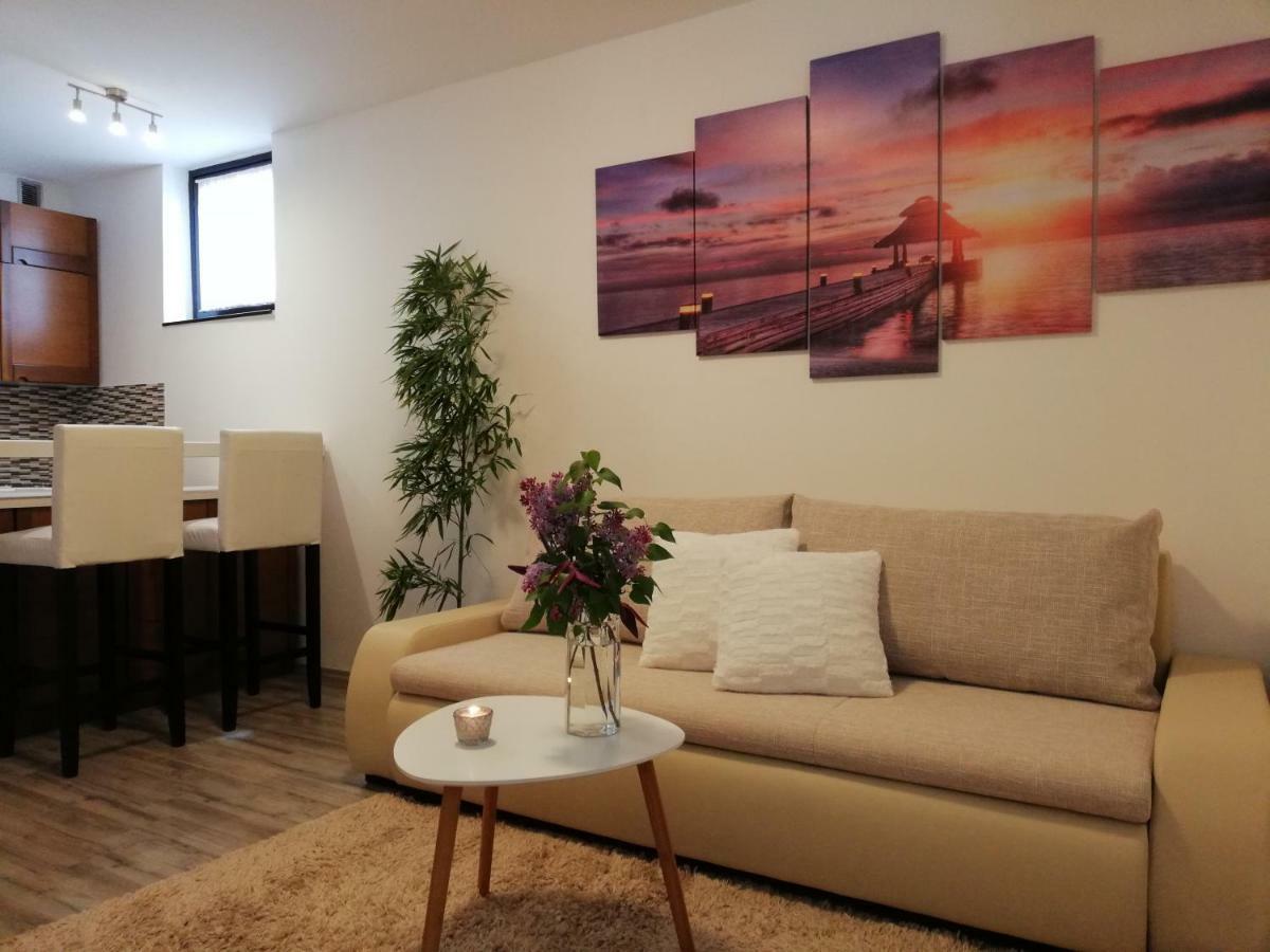 Nokturno Apartment, Self Check-In Пореч Екстериор снимка