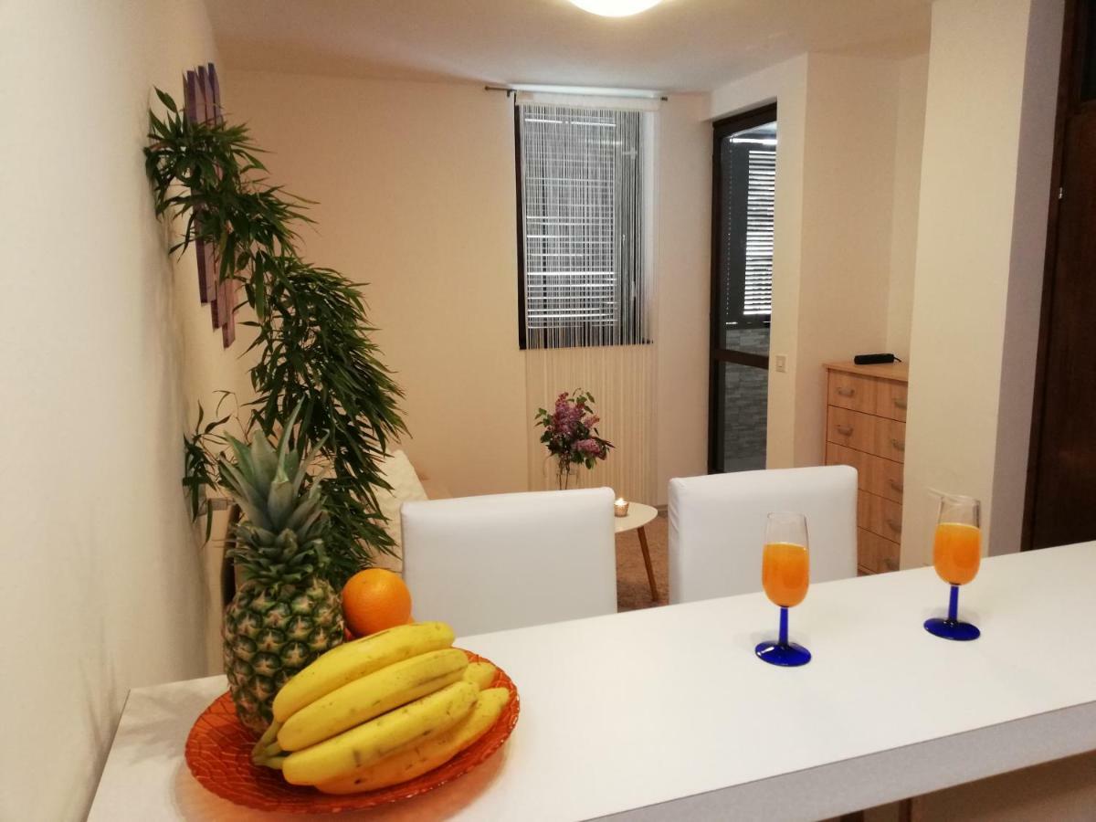 Nokturno Apartment, Self Check-In Пореч Екстериор снимка