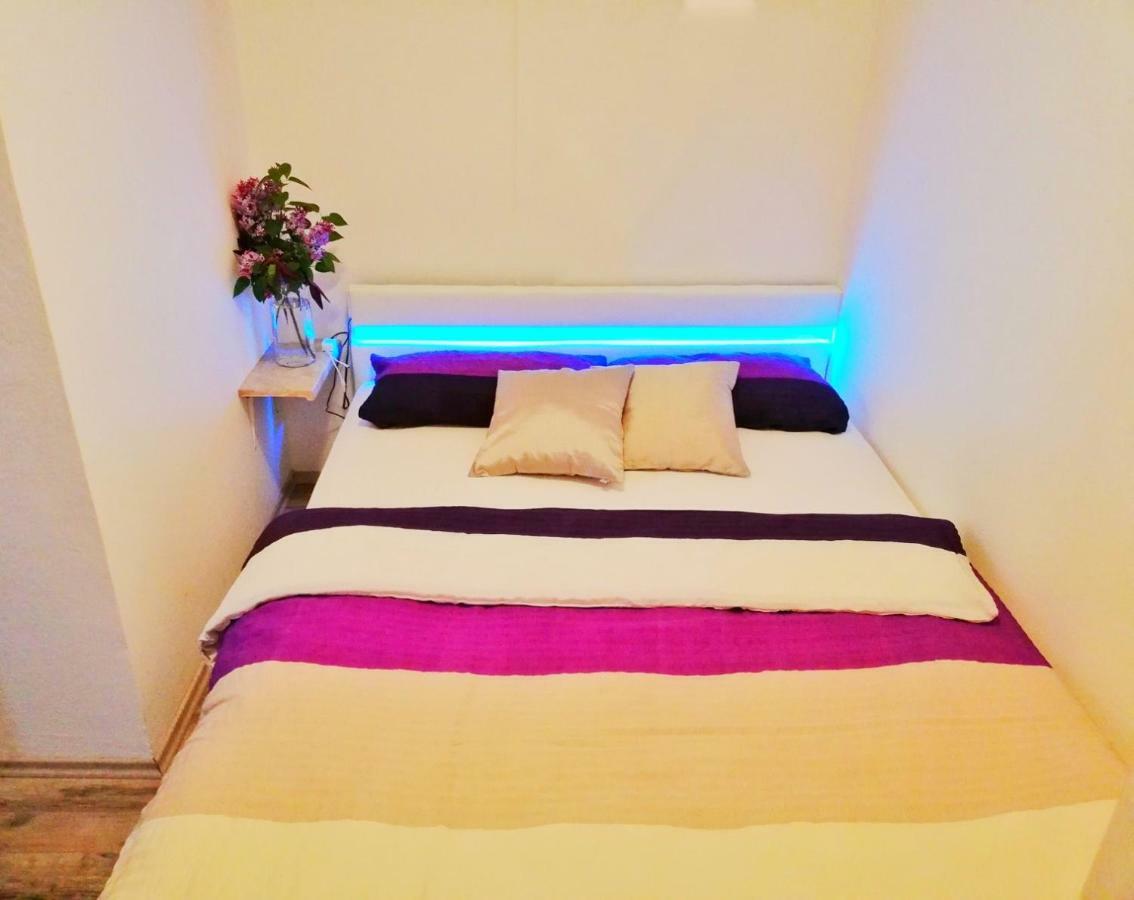 Nokturno Apartment, Self Check-In Пореч Екстериор снимка